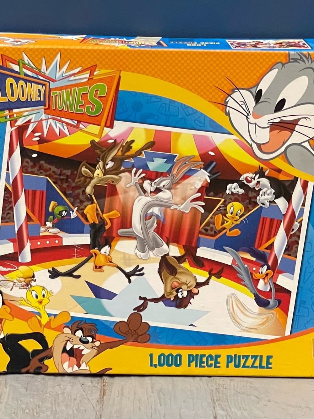 Warner Bros. Looney Tunes Puzzle Box - Blue and Yellow Accents